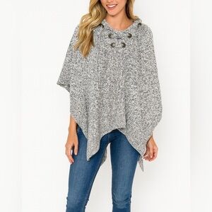 NEW Francesca’s Alya hoodie poncho 